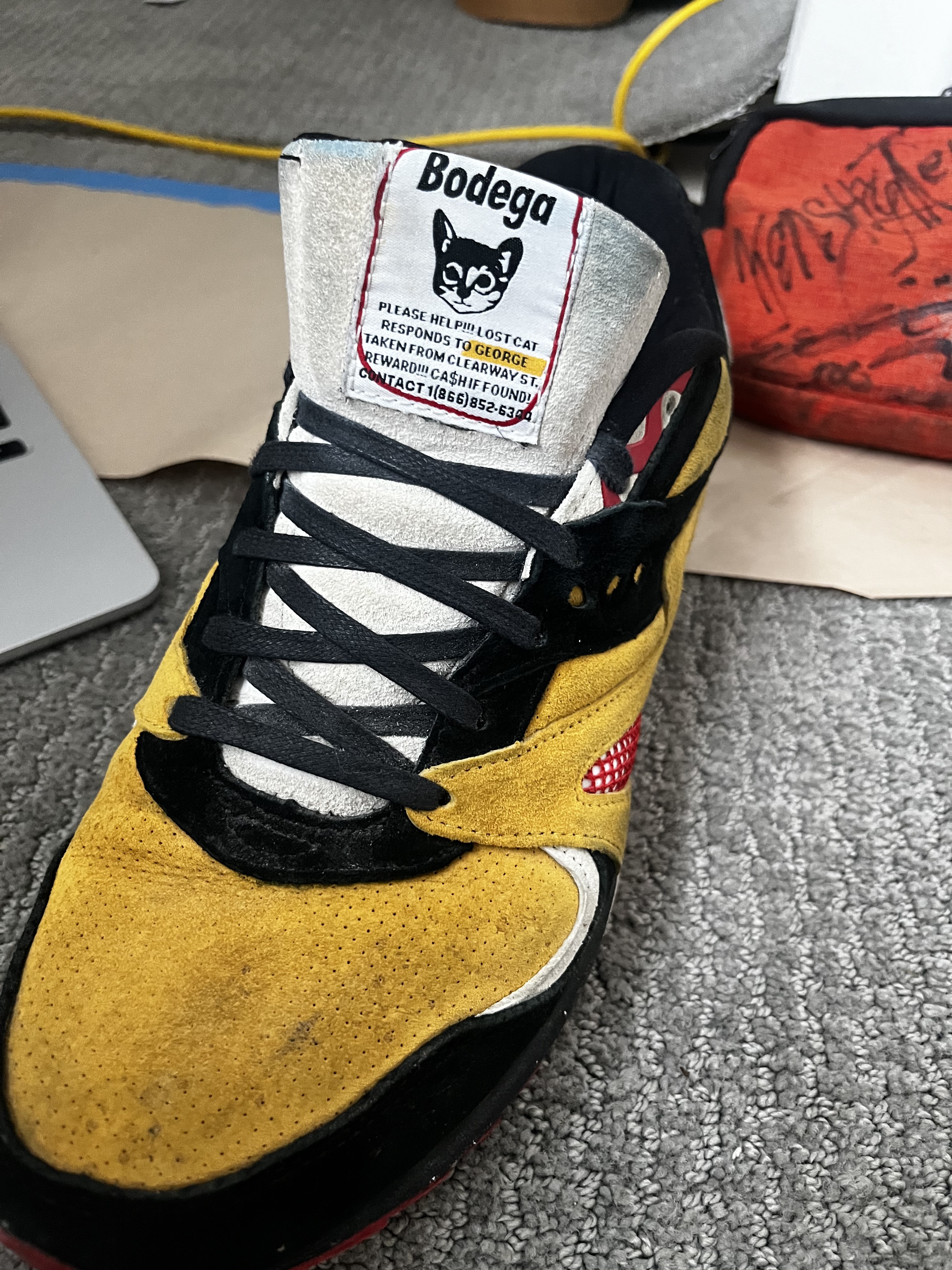 Bodega x NB 2017 — George the lost cat — Kobe colorway